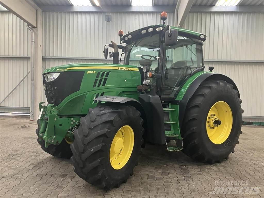 John Deere 6170R Traktory