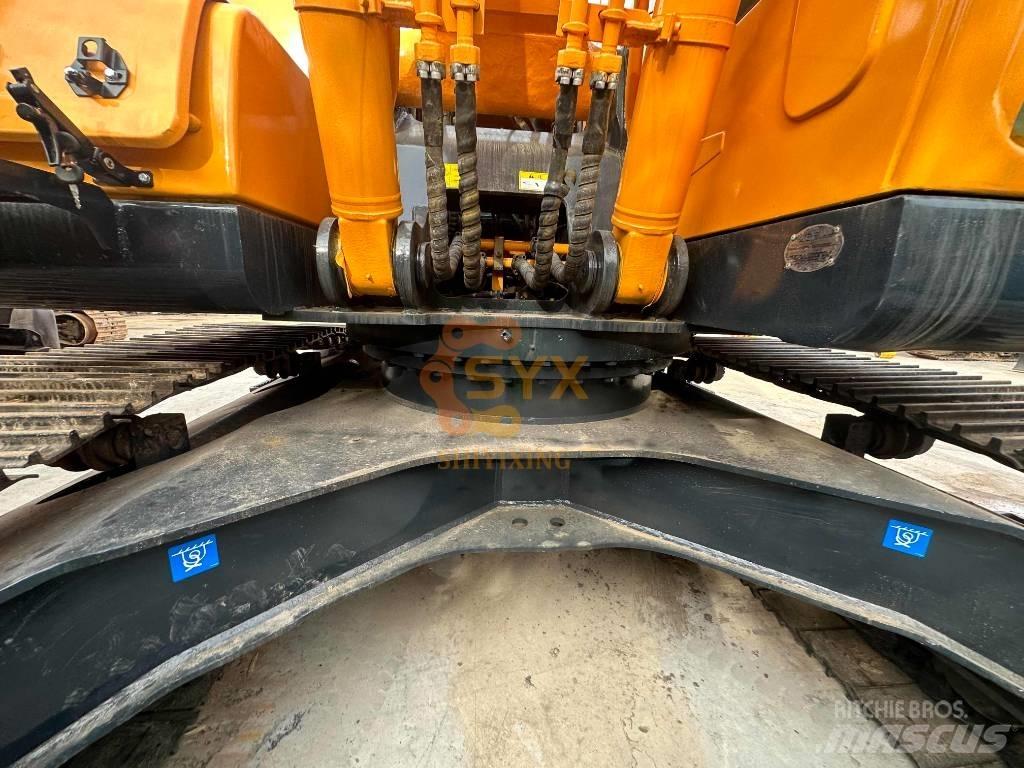 Hyundai R220 Pásová rýpadla