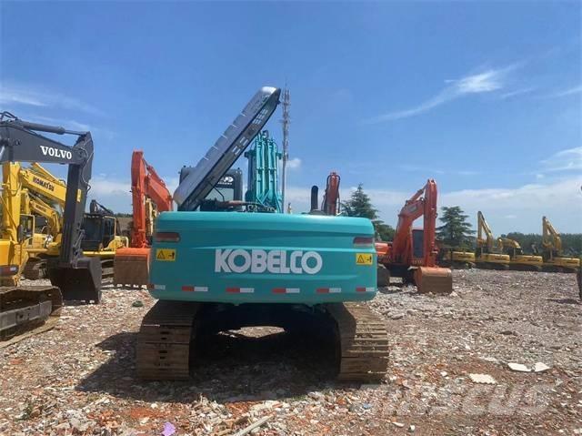 Kobelco SK 210 D Pásová rýpadla