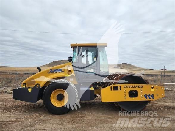 XCMG CV123PDU Tahačové válce