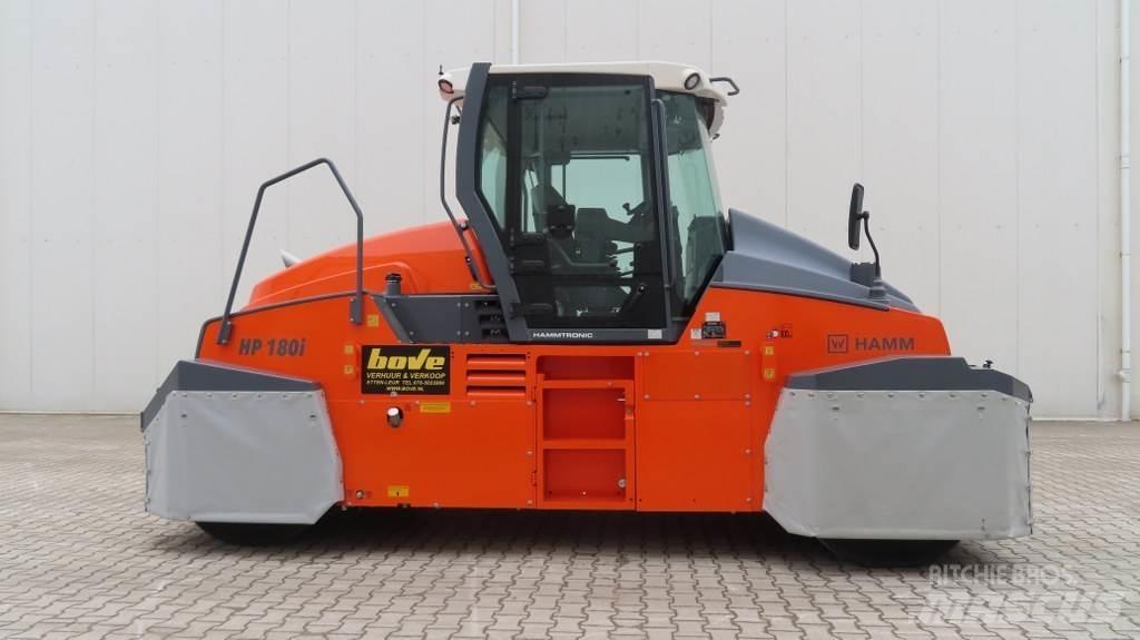 Hamm HP180i Pneumatikové válce