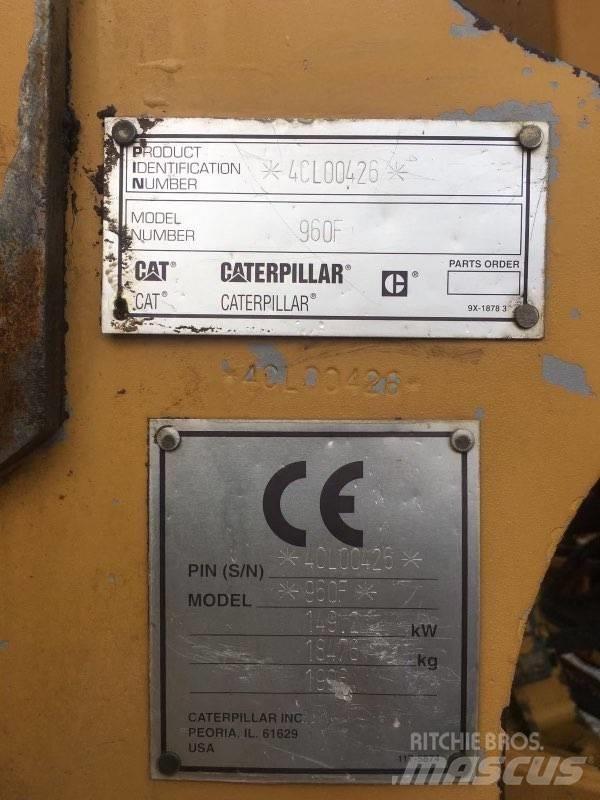 CAT 960 F Kolové nakladače