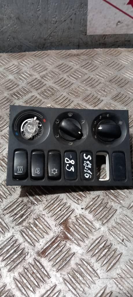 Scania R 440   1797411 Kabiny a interiér