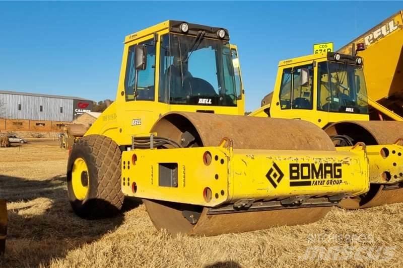 Bomag BW212D-40 Kombinované válce