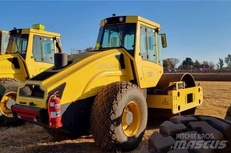 Bomag BW212D-40 Kombinované válce