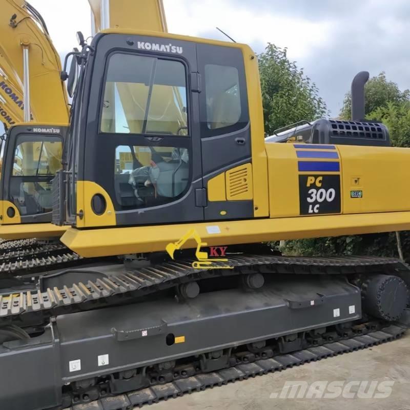 Komatsu PC 300-8 Pásová rýpadla
