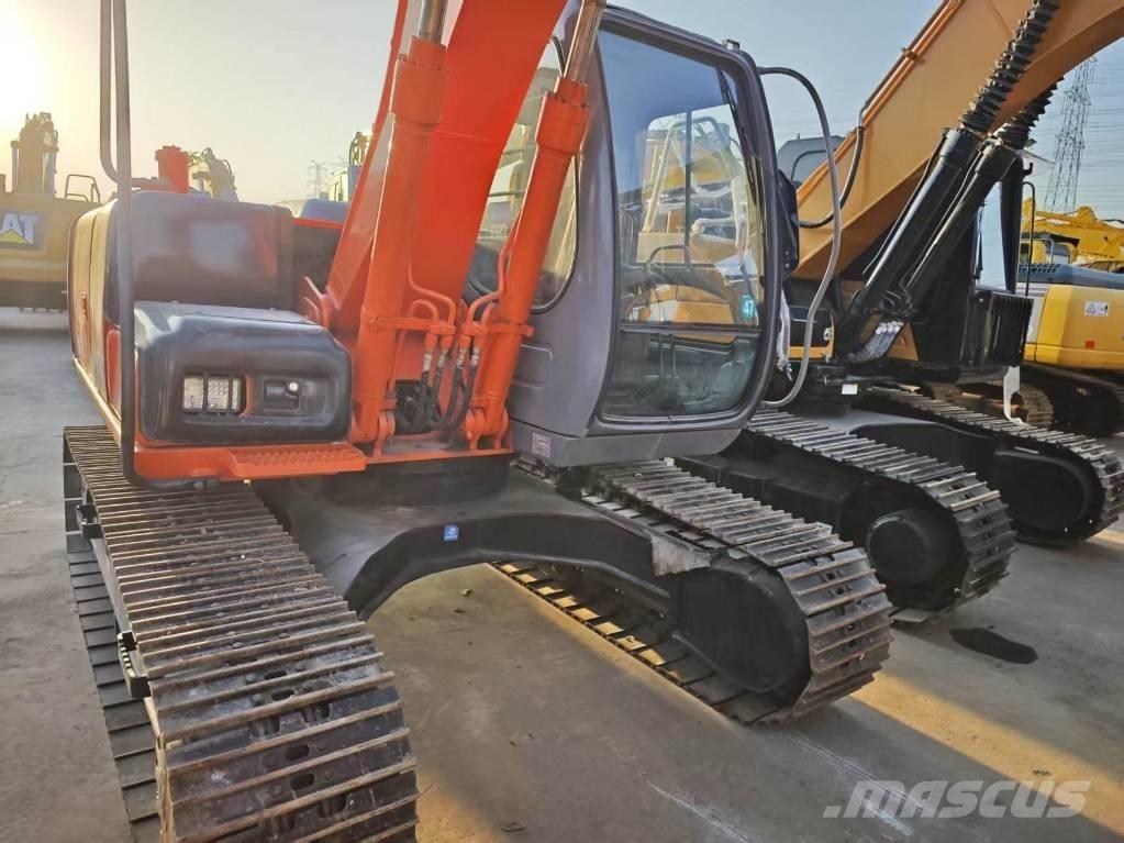 Hitachi ZX 120 Pásová rýpadla