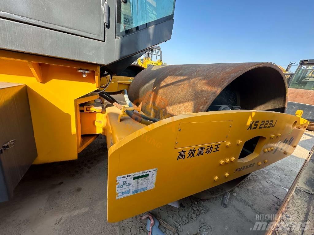 XCMG XS 233J Tahačové válce