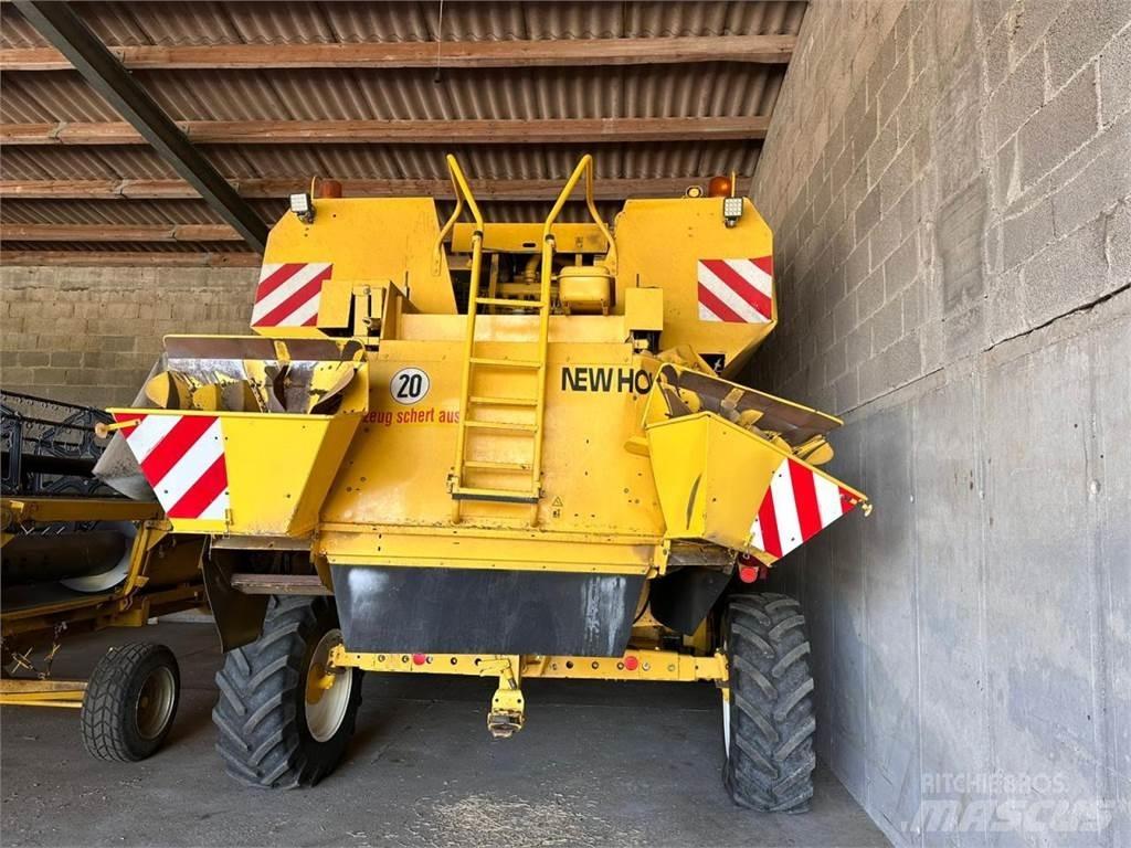 New Holland TF 76 Sklízecí mlátičky
