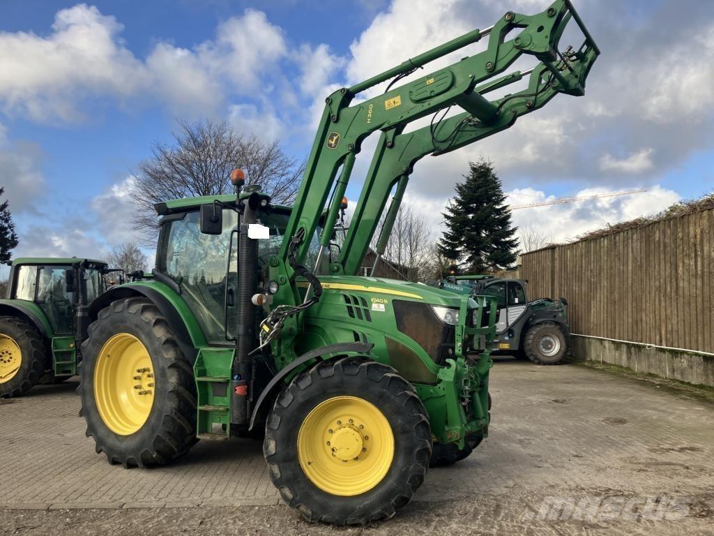 John Deere 6140R Traktory