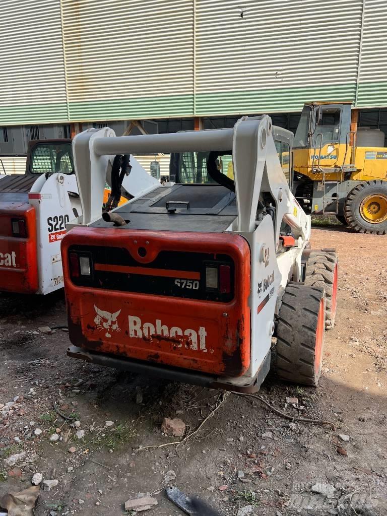 Bobcat S 750 Smykem řízené nakladače