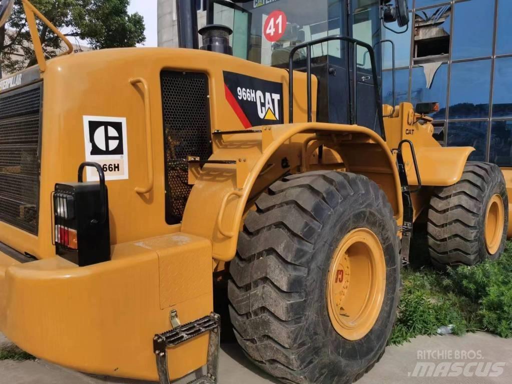 CAT 966 H Kolové nakladače