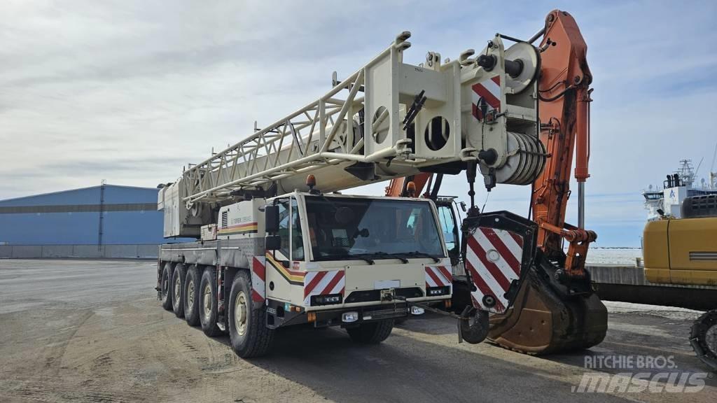 Demag AC 100 Univerzální terénní jeřáby