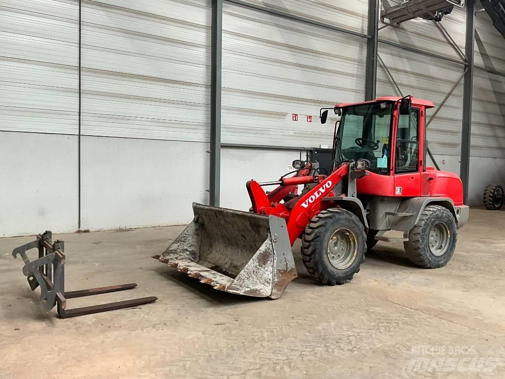 Volvo L 30 G Kolové nakladače