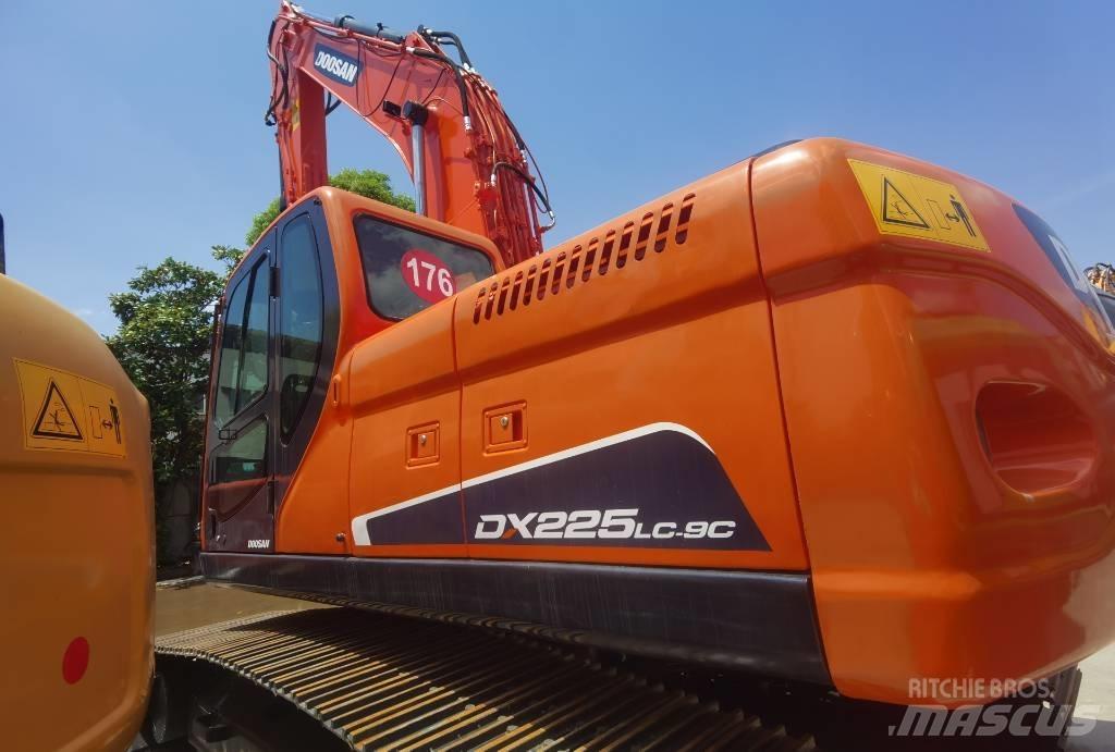 Doosan 225lc-9s Pásová rýpadla