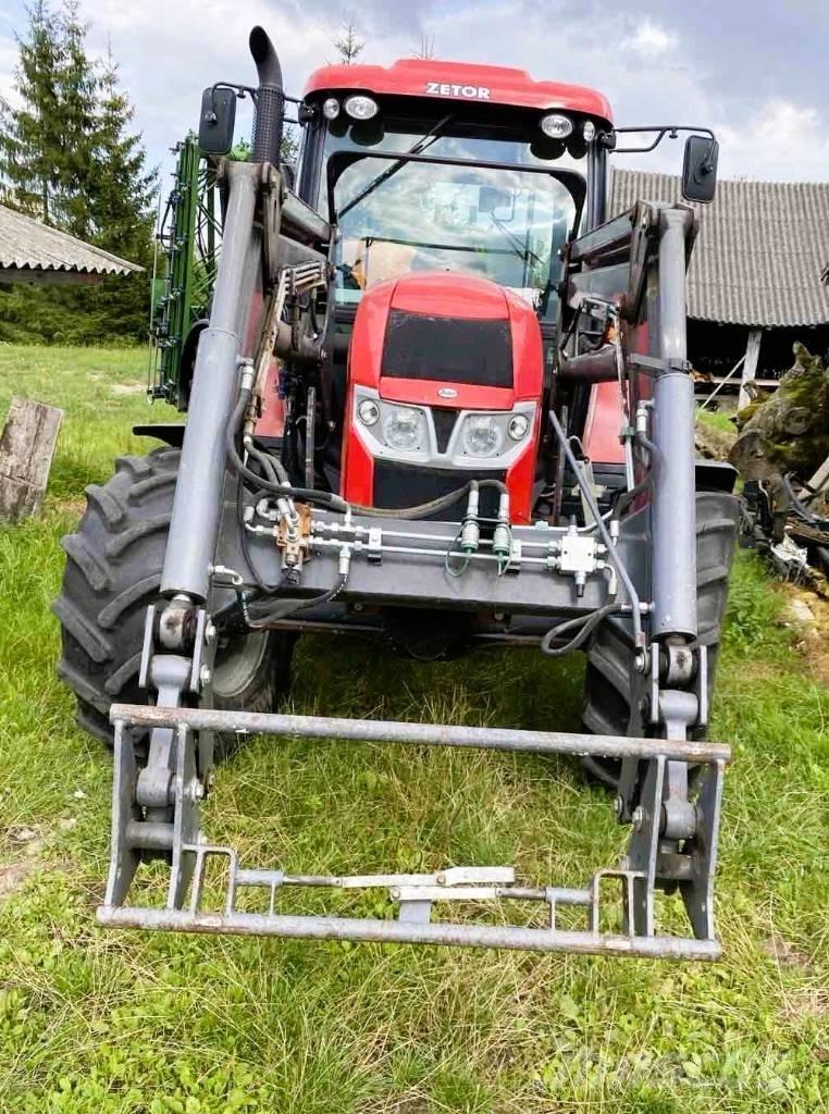 Zetor FORTERRA 140 Traktory