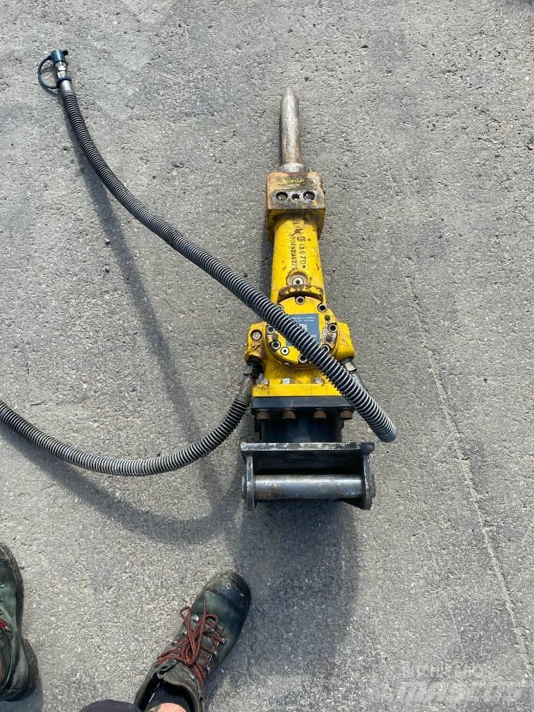 Epiroc SB102 Bourací kladiva / Sbíječky