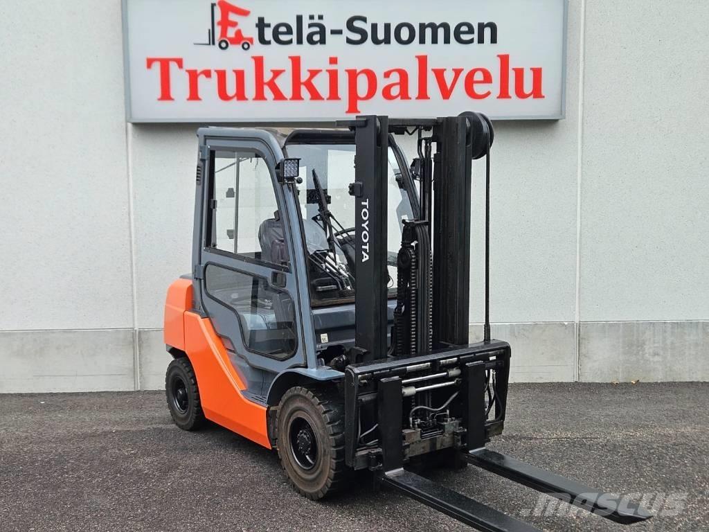 Toyota 02-8 FDF 25 Dieselové vozíky