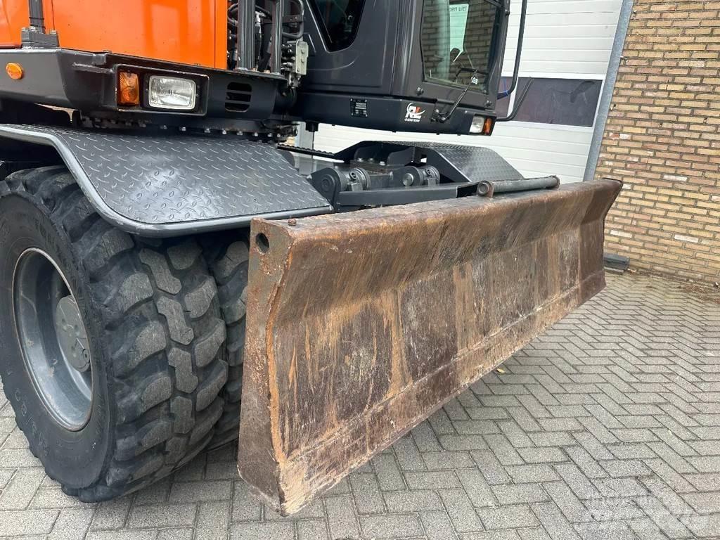 Doosan DX140W-5 Kolová rýpadla