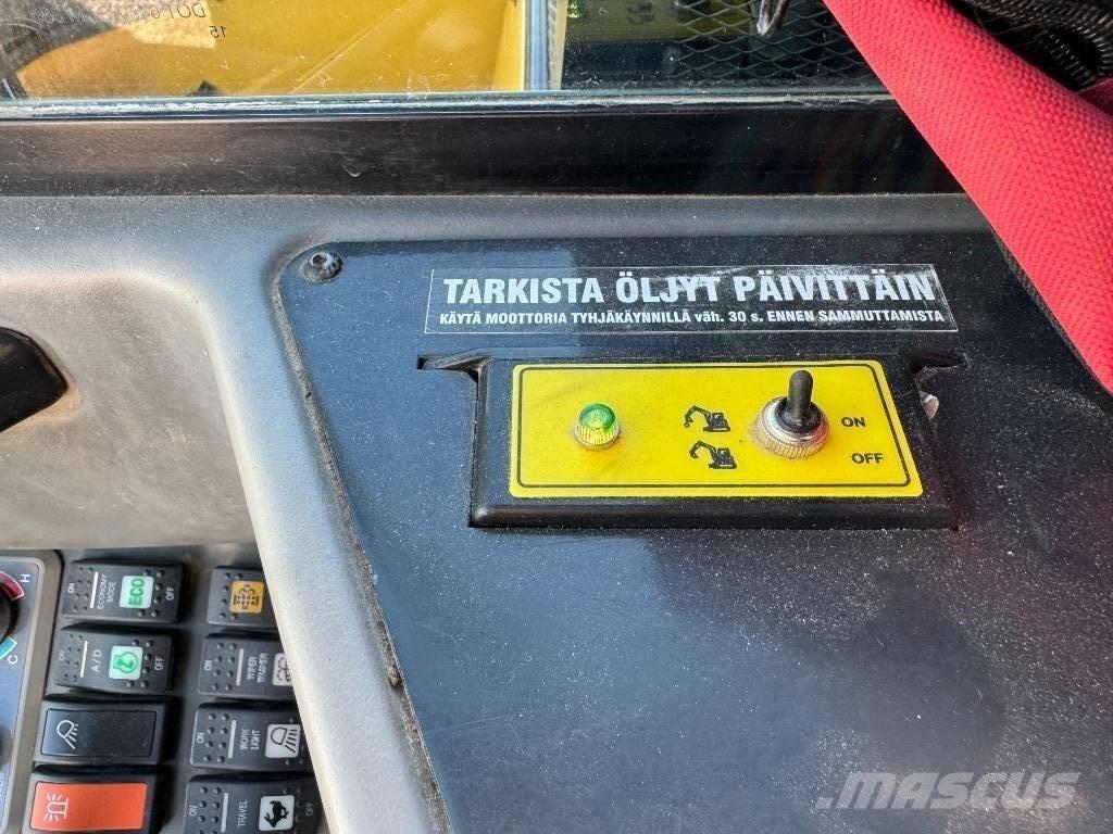 Yanmar Vio 80 Pásová rýpadla