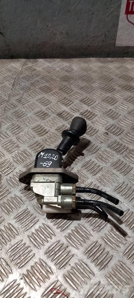 MAN TGA  81523156171 Kabiny a interiér