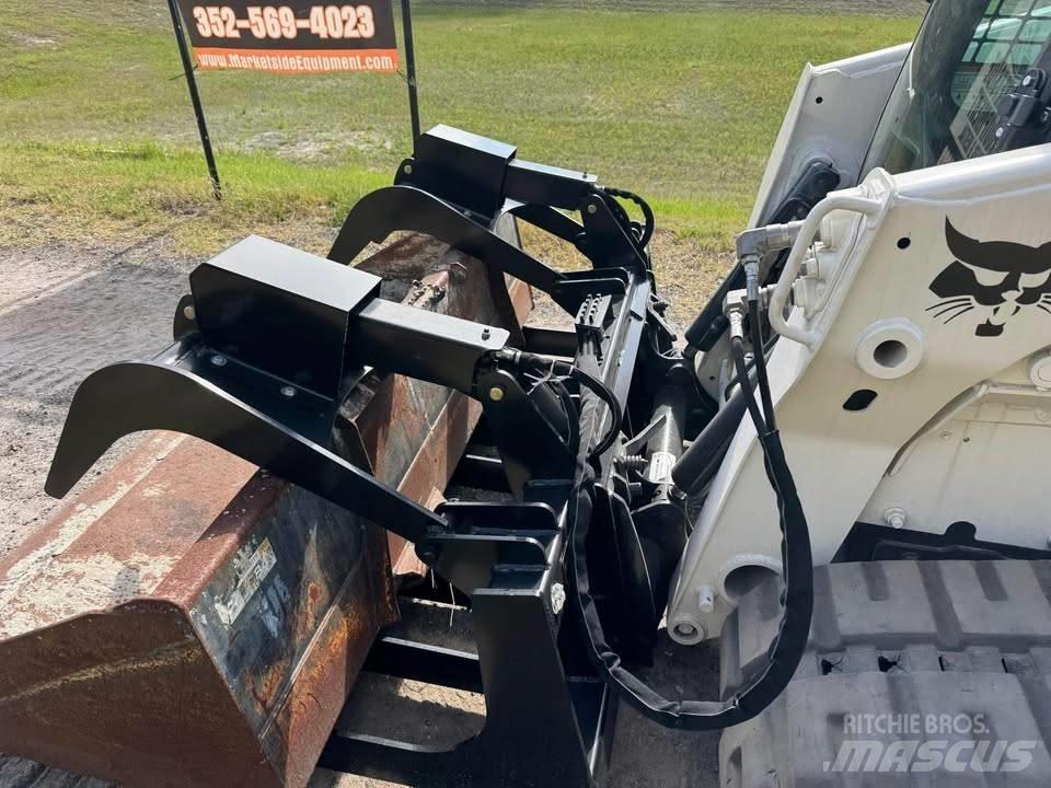 Bobcat T 750 Smykem řízené nakladače