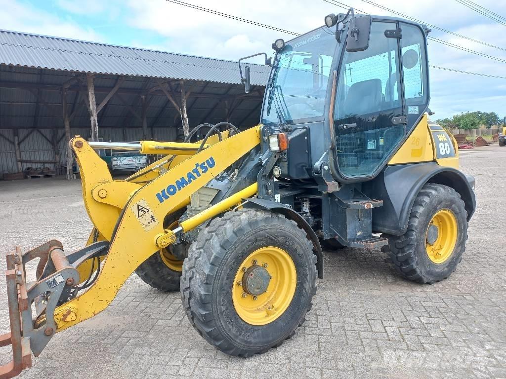 Komatsu WA 80-6 Kolové nakladače