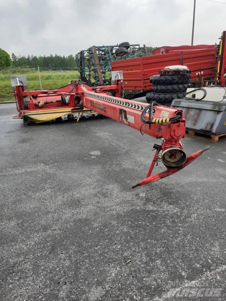Junkkari NM 320 Kondicionér žacího stroje