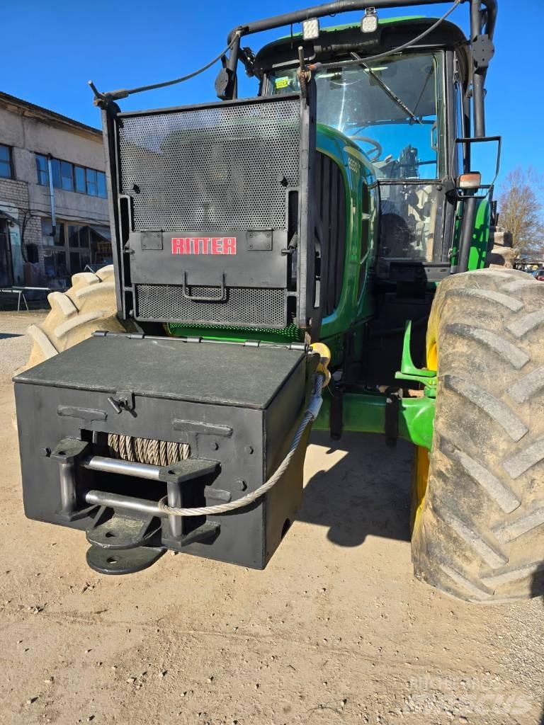 John Deere 6930 Vyvážecí traktory