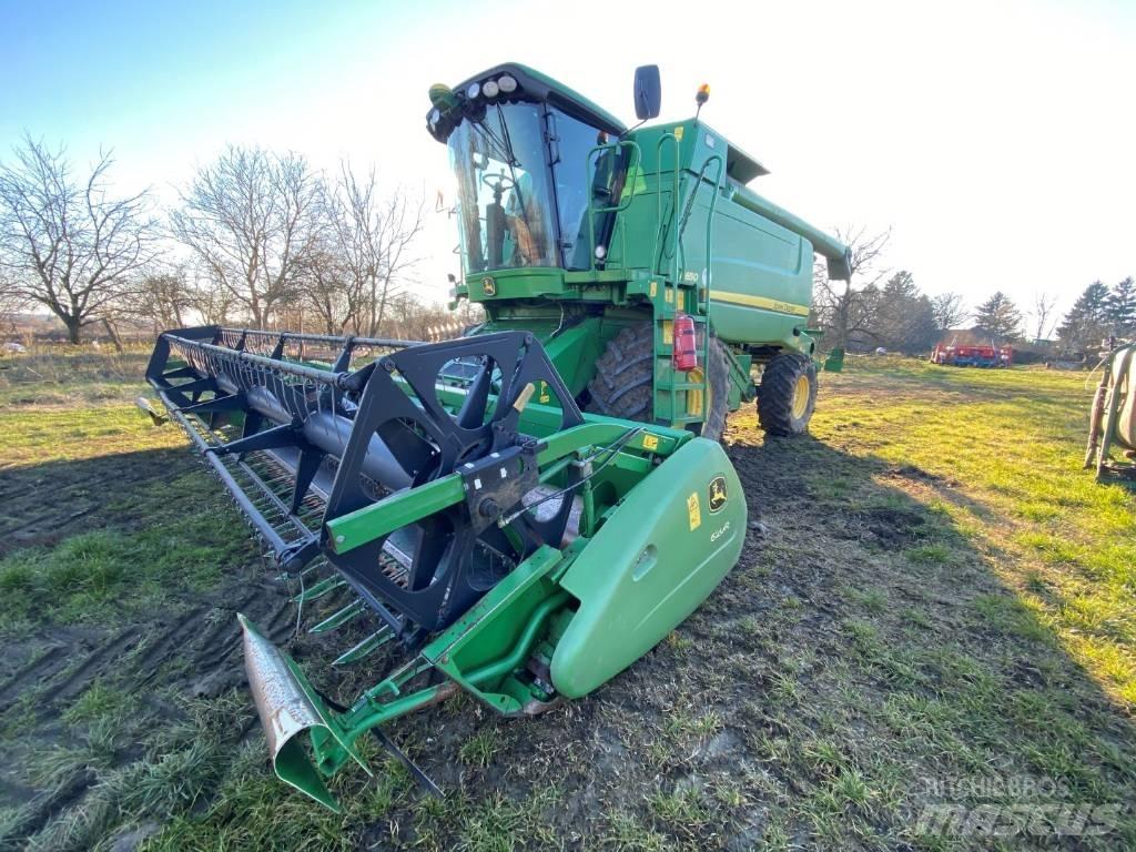 John Deere W 650 Sklízecí mlátičky