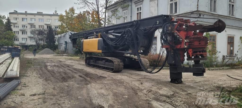 NCB FD200 Pilířové jeřáby