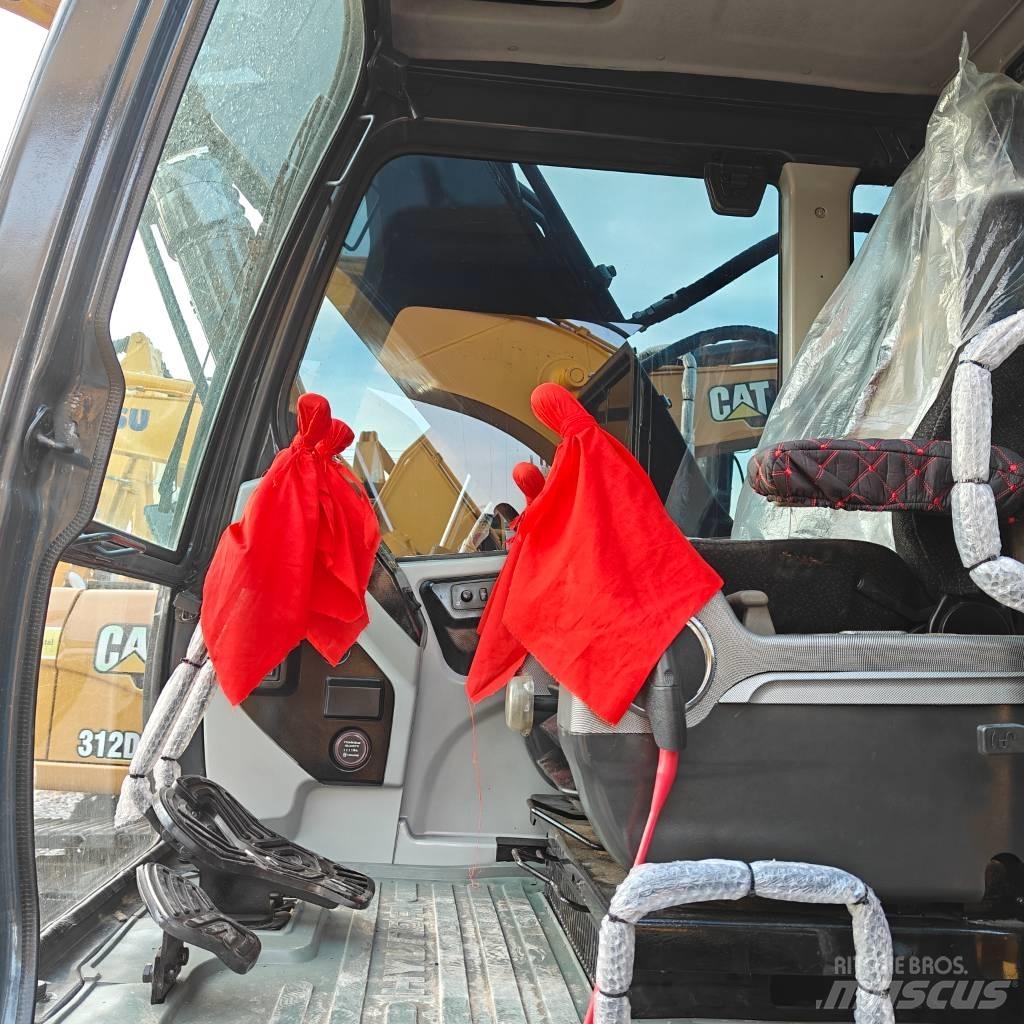 Hyundai 220VS Pásová rýpadla