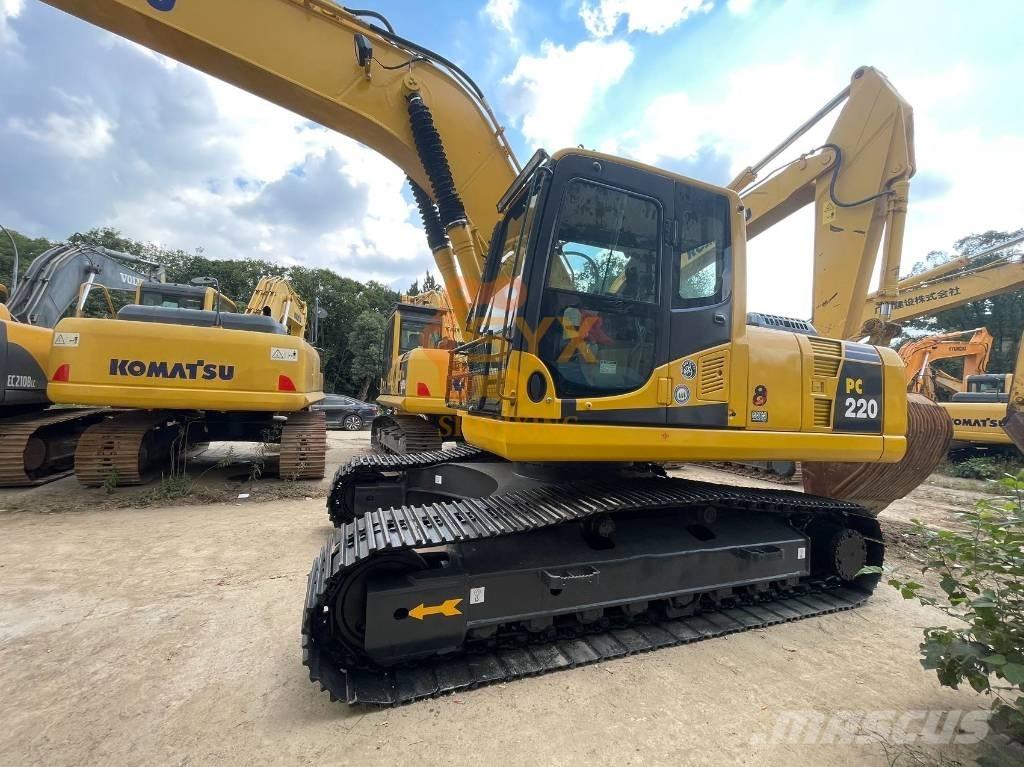 Komatsu PC 220-8 Pásová rýpadla