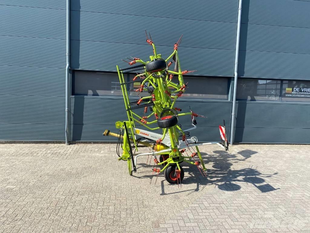 CLAAS Volto 900 Obraceče a shrabovače sena