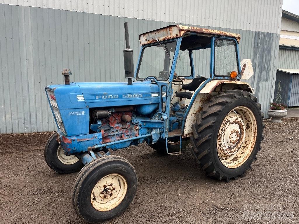 Ford 5000 Y Traktory