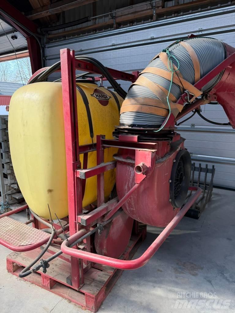 Hardi 600 SVCO Nesené postřikovače