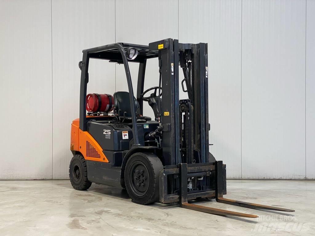 Doosan G25N-7 LPG vozíky