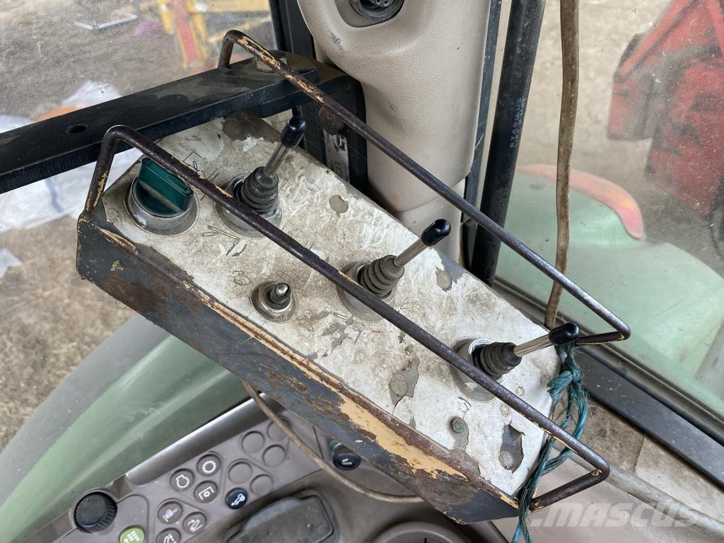 Kuhn MINOTOR 3060 Zařízení na vykládku sil