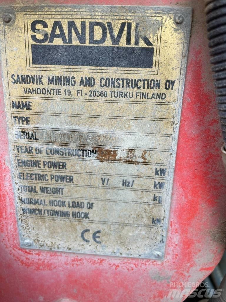 Sandvik LH 410 Podzemní nakladače
