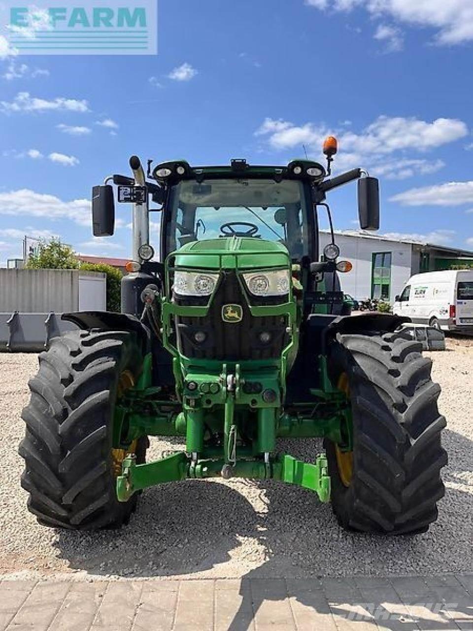 John Deere 6155r Traktory