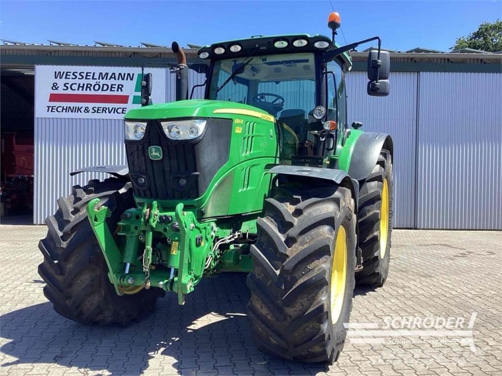 John Deere 6195 R Traktory