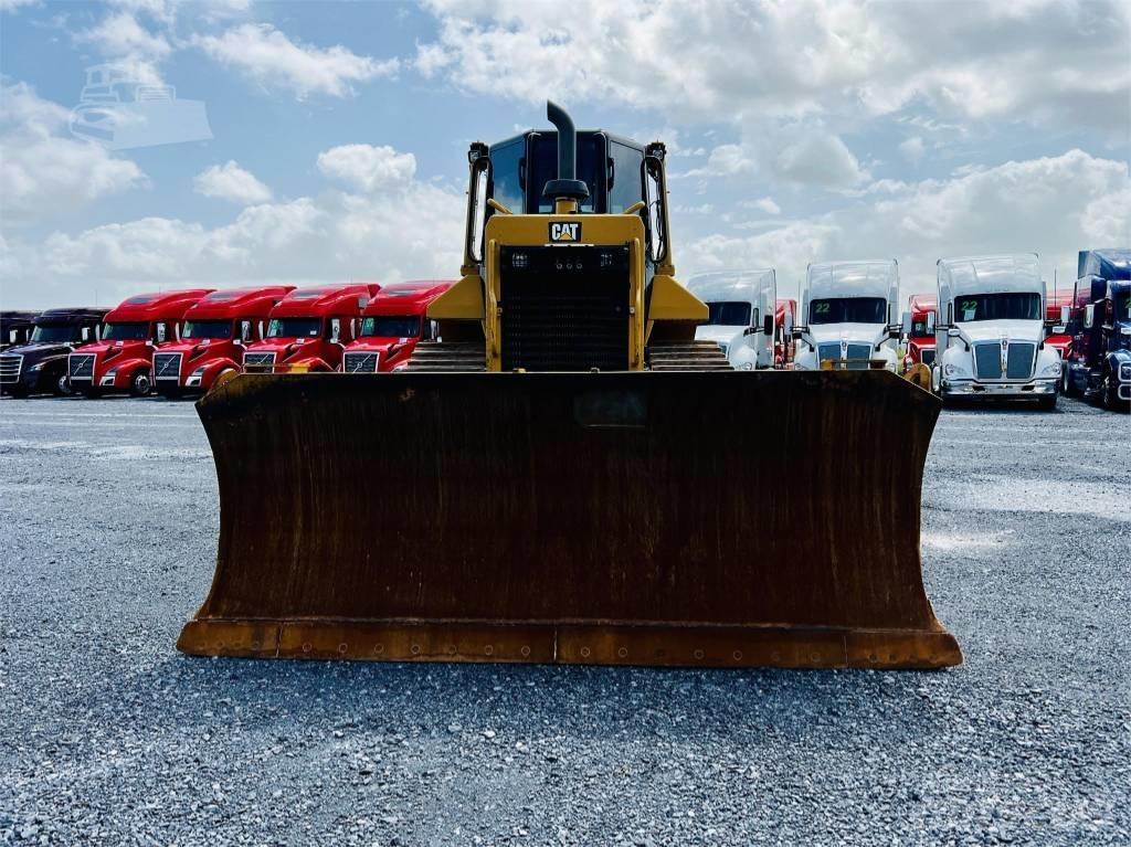 CAT D 6 N XL Pásové dozery
