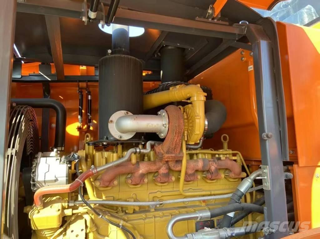 Develon SD 320 Kolové nakladače