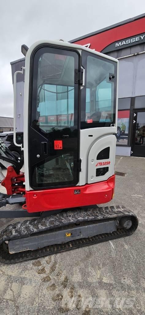 Takeuchi TB 325 R Mini rýpadla < 7t