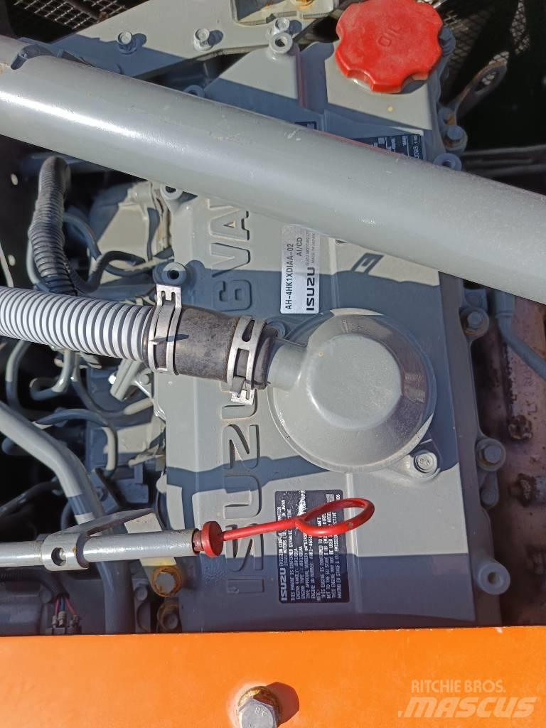 Hitachi ZX200 Pásová rýpadla