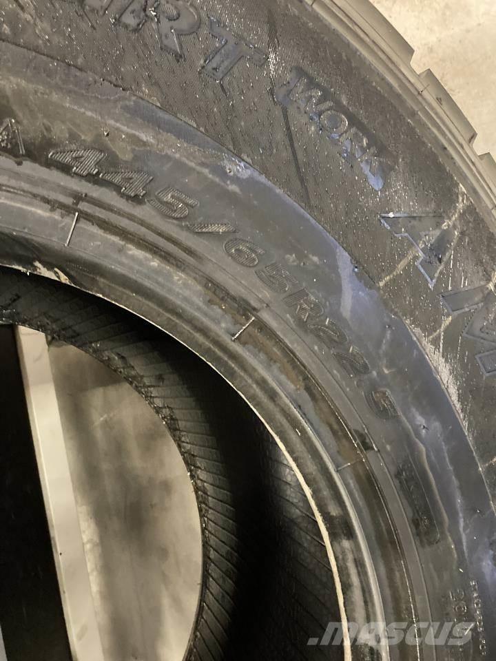  Øvrige ØVRIGE Pneumatiky, kola a ráfky