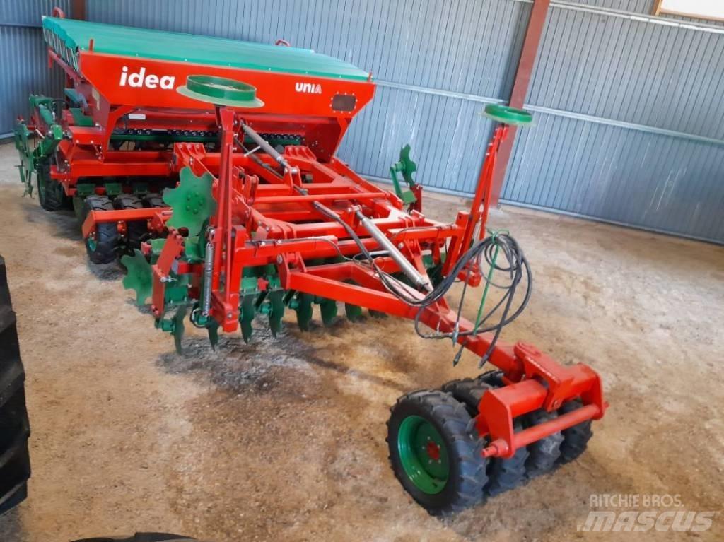 Unia Idea 2200/3 XL Mechanické secí stroje