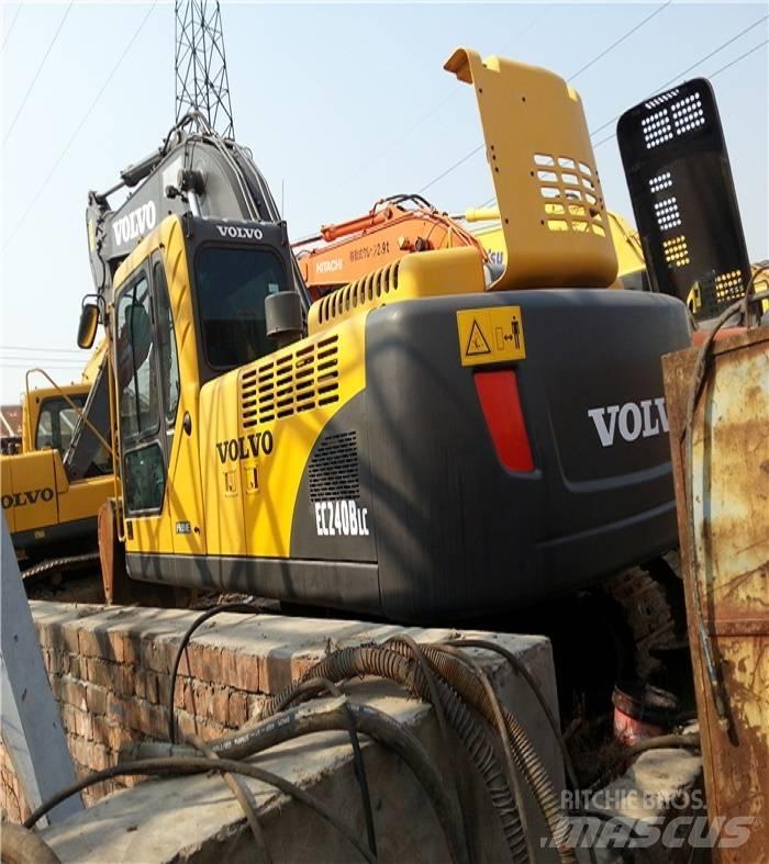 Volvo EC 240 B LC Pásová rýpadla