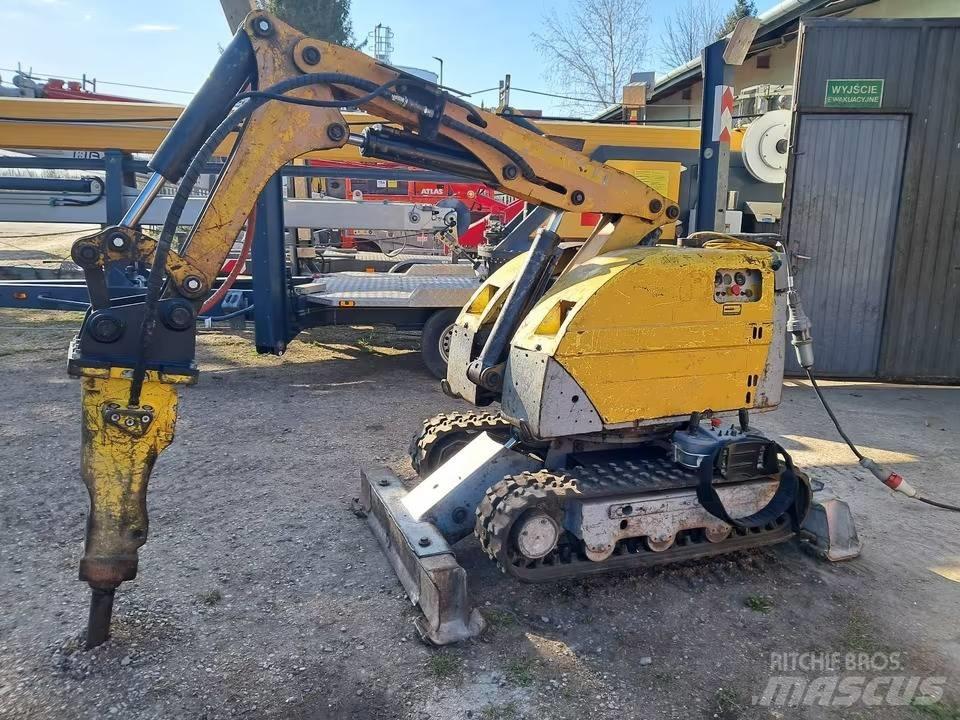 Brokk 180 Mini rýpadla < 7t