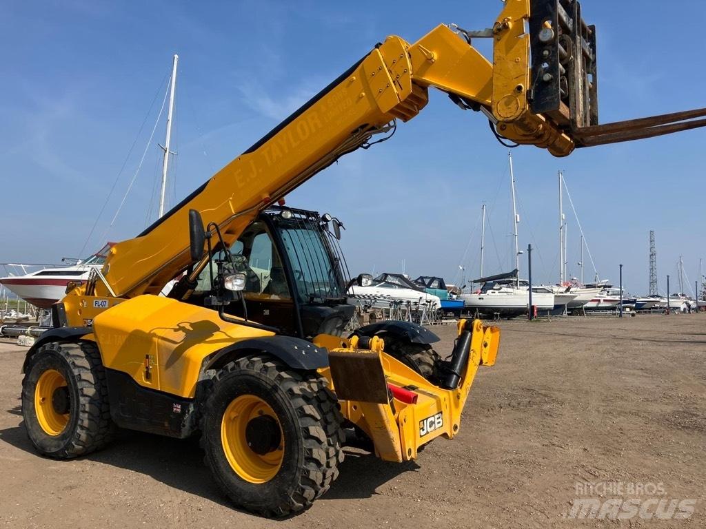 JCB 540-140 Teleskopické manipulátory